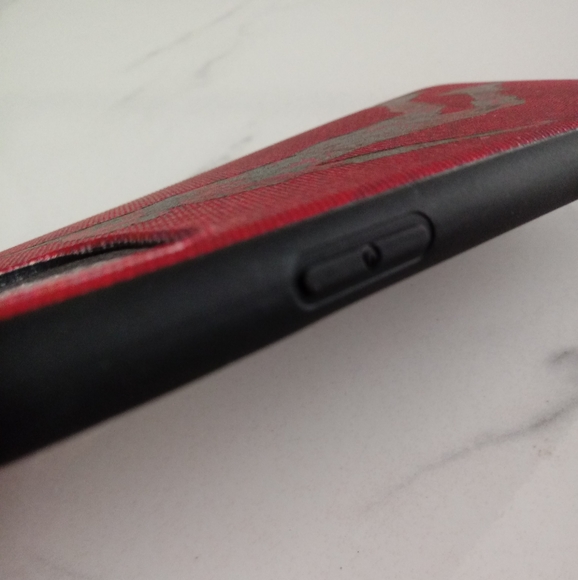 New Michael Jordan IPhone 11 Pro Silicone Phone Case - Picture 4 of 6